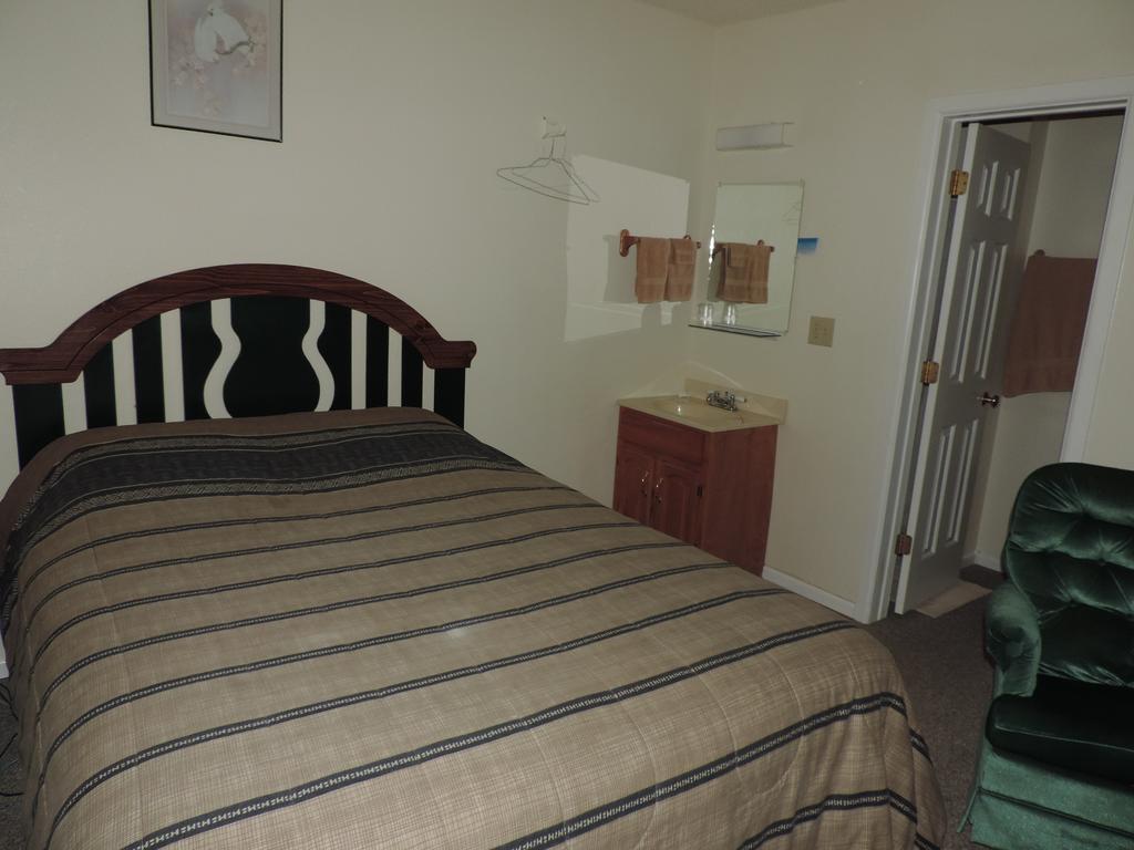 Hunters Motel