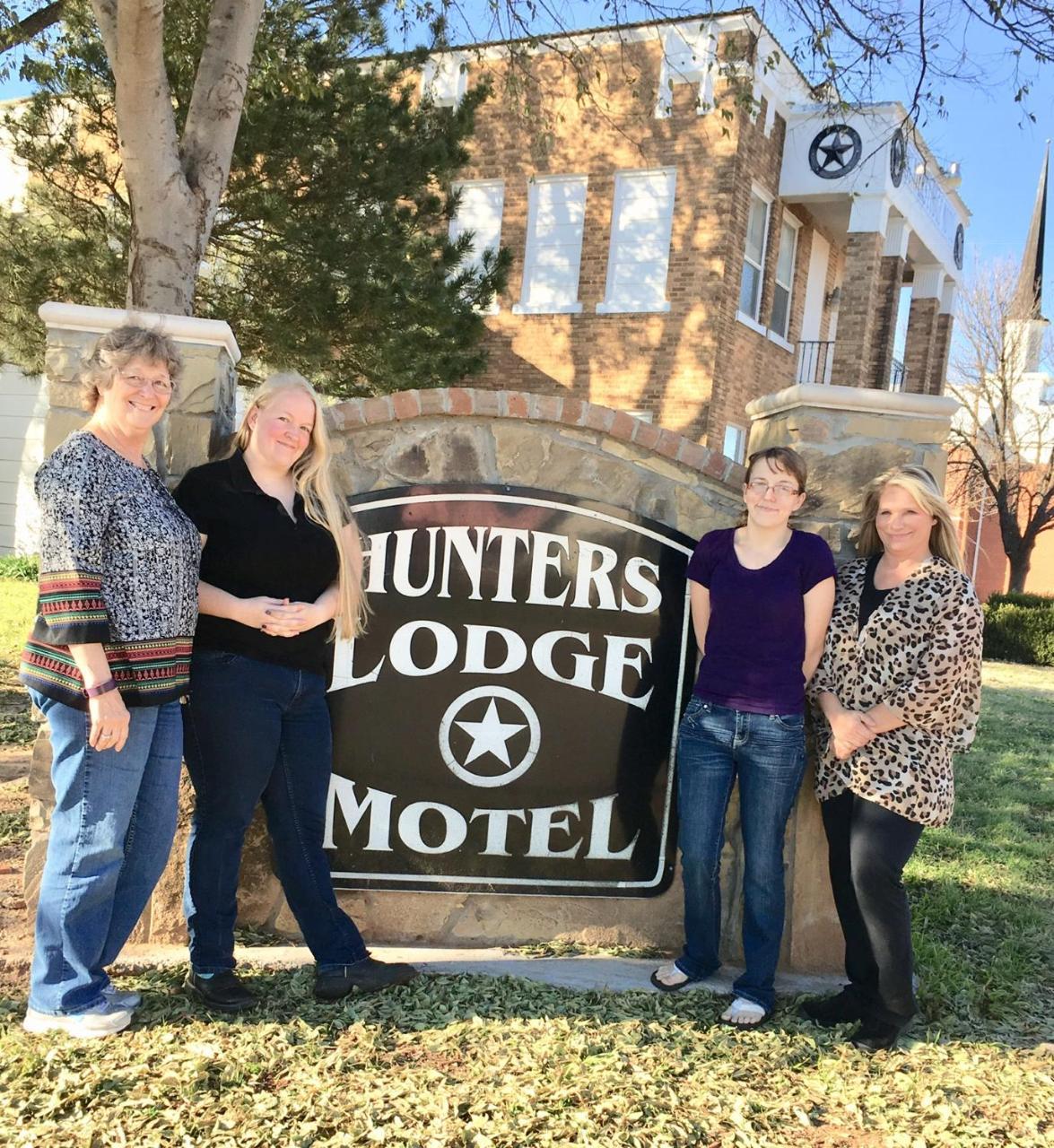 Motel Hunters 2*